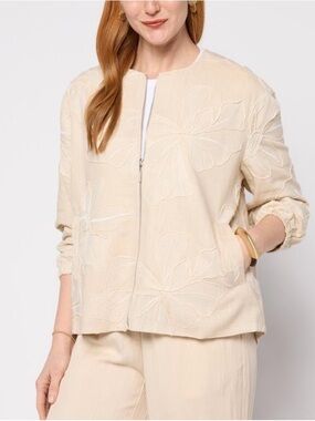 NWOT WynneCollection Embroidered Jacket